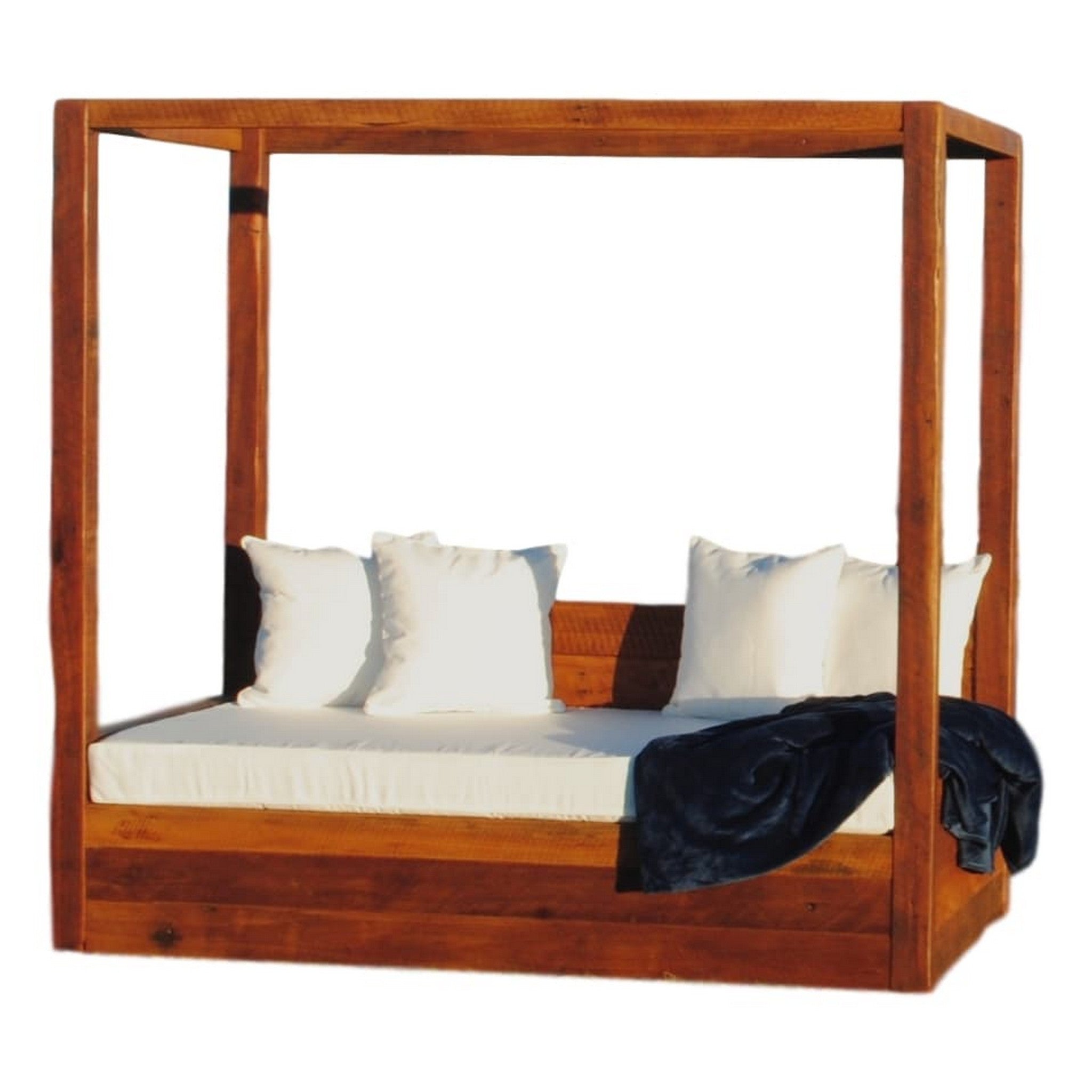Four Poster Daybed