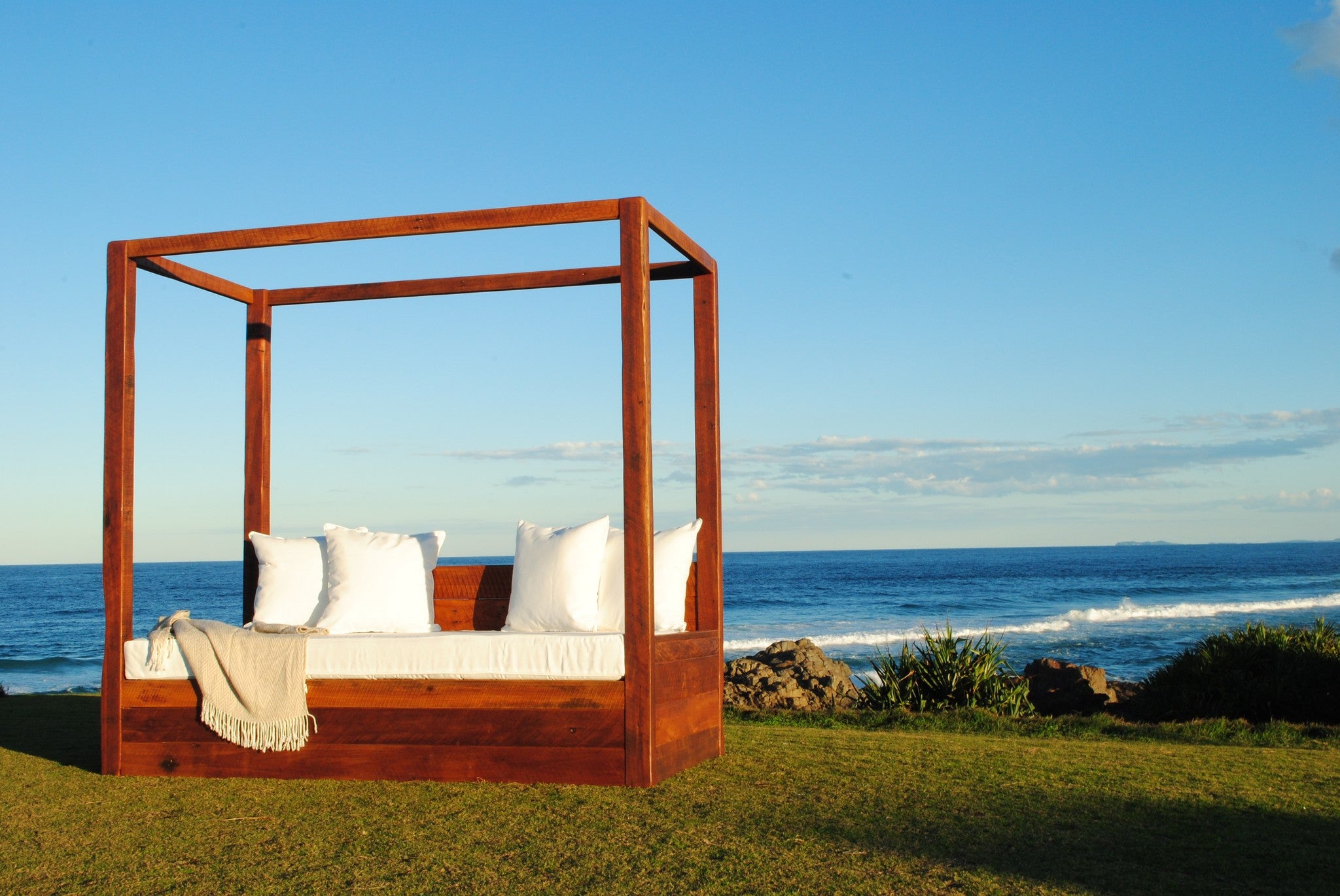 Four Poster Daybed