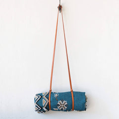 'Let It Be' Woven Picnic Rug/Throw: Regular 130x160cm