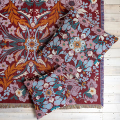 'Magical Mystery' Woven Picnic Rug/Throw: Regular 130x160cm